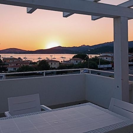 Welcomely - White Terrace - Condominio Acqualife Каниджоне Екстериор снимка
