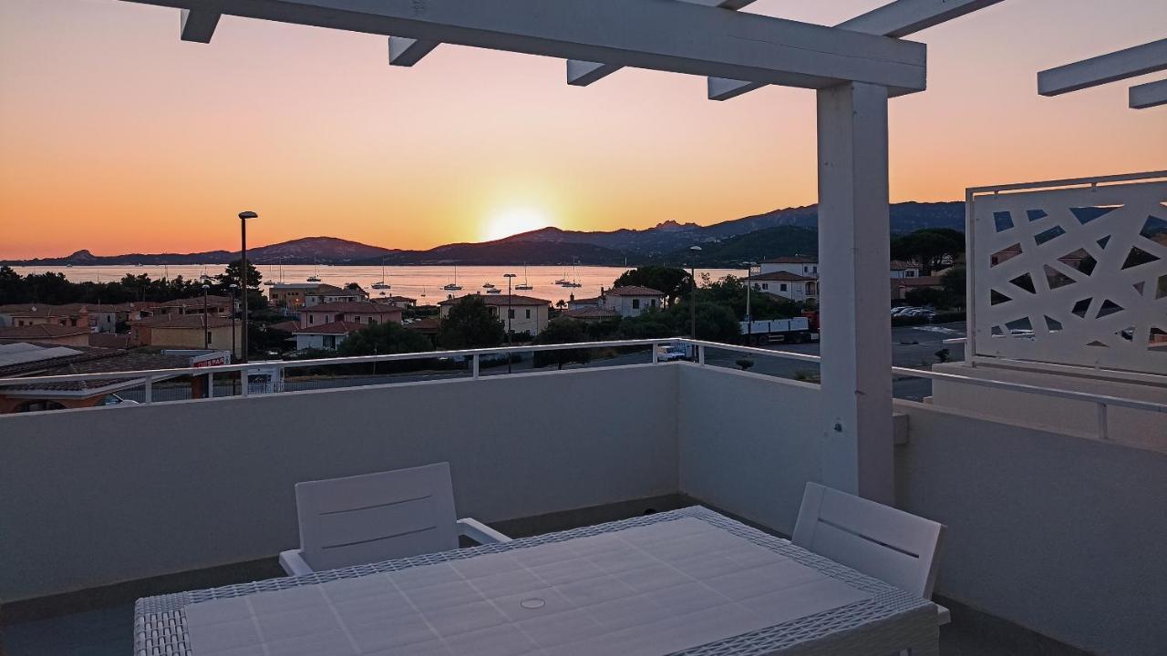 Welcomely - White Terrace - Condominio Acqualife Каниджоне Екстериор снимка