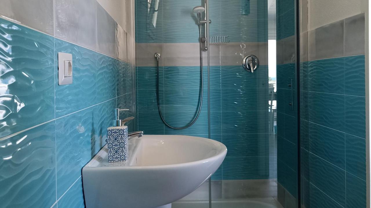 Welcomely - White Terrace - Condominio Acqualife Каниджоне Екстериор снимка