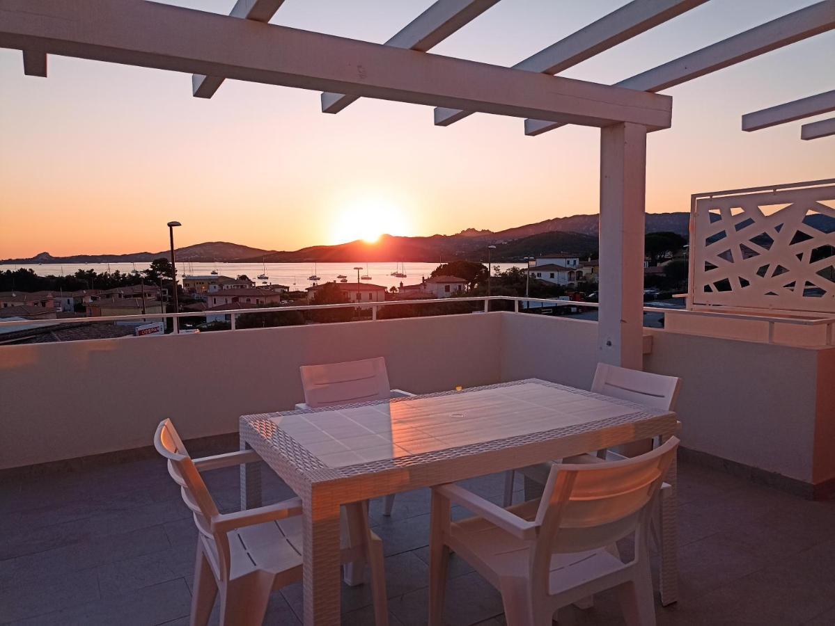 Welcomely - White Terrace - Condominio Acqualife Каниджоне Екстериор снимка